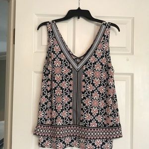 White House black market sleeveless top